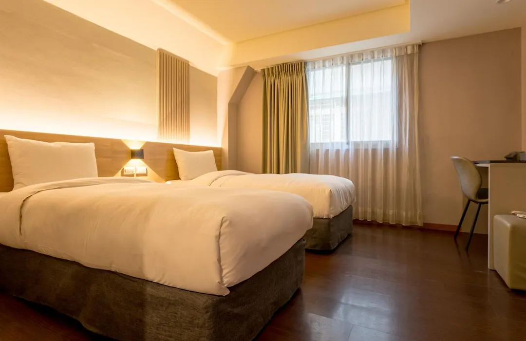 Vip Hotel-1